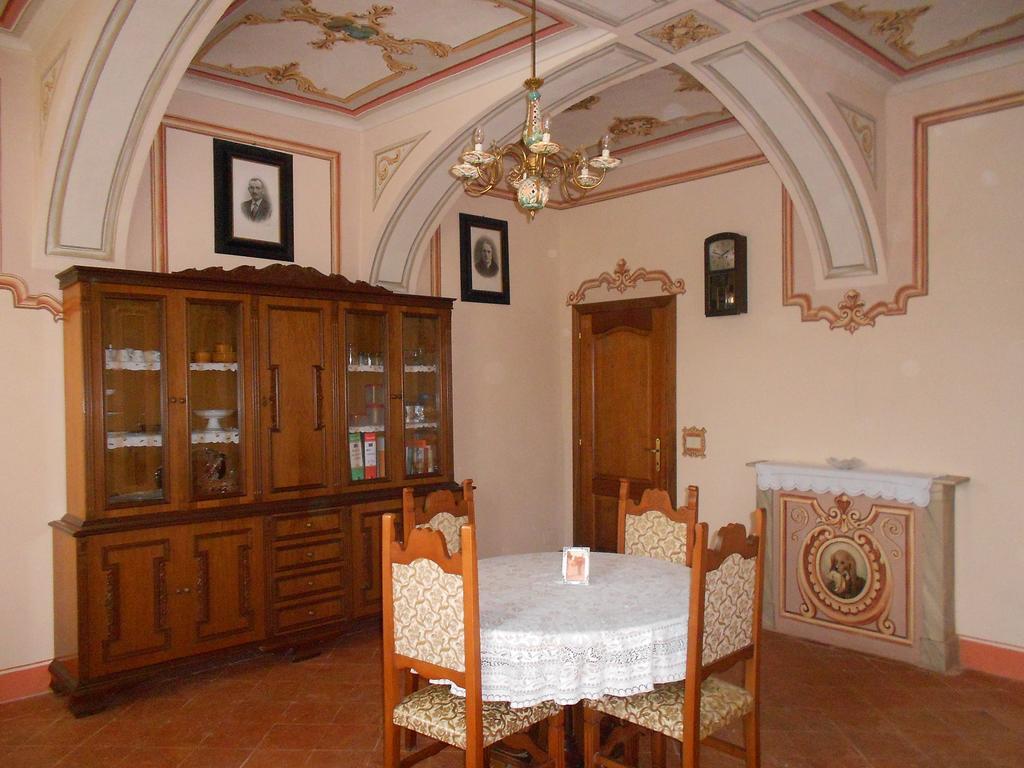 Apartmán Agriturismo Monrabbioso Cereseto Pokoj fotografie